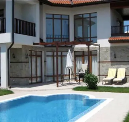 Jasmin Villas Ваканционна къща Ахелой